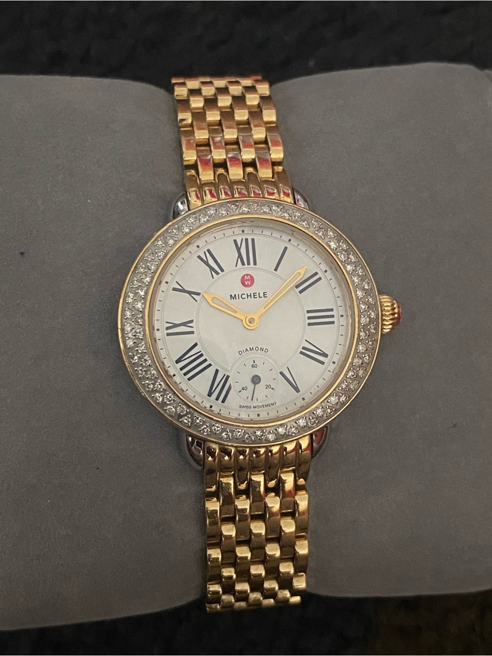 Stunning Michele Serein Gold tone 84 Diamond Bezel Ladies Dress Watch. Size:6.5